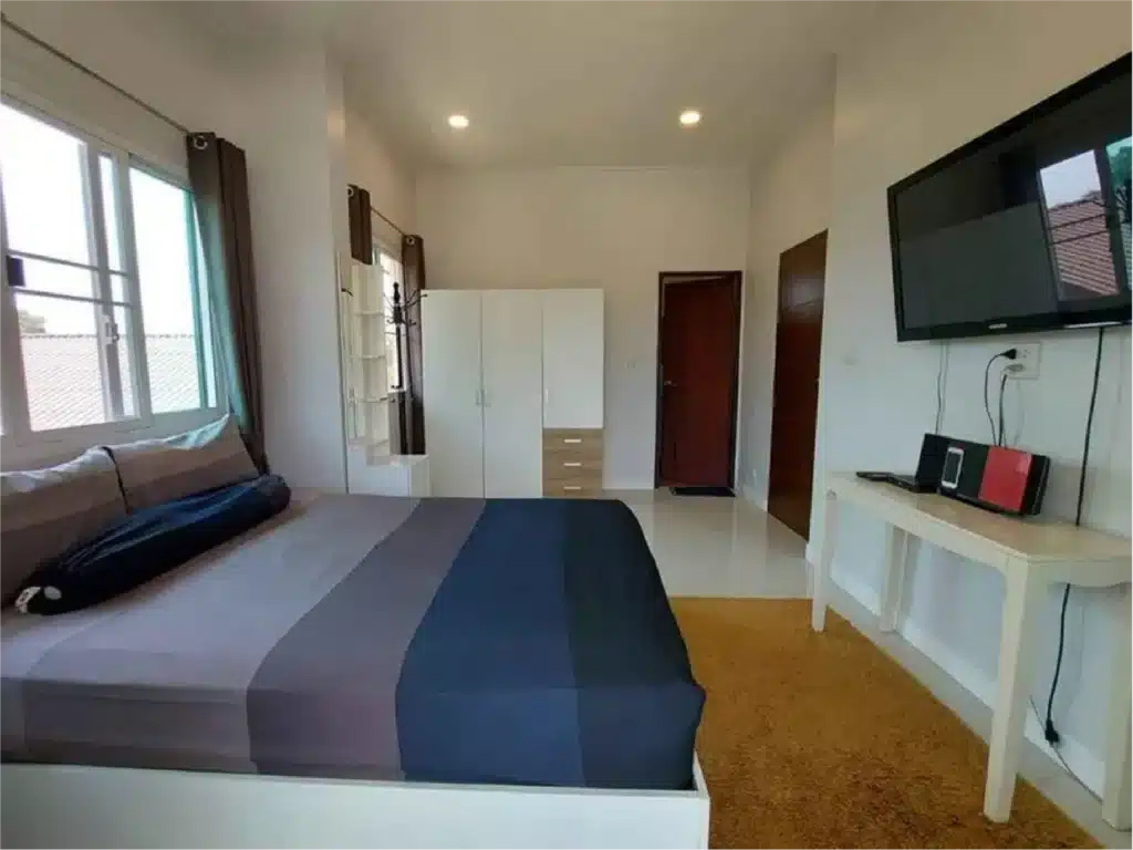 For Sale!! 2 storey house, located only 5 mins away from Black รูปที่ 9