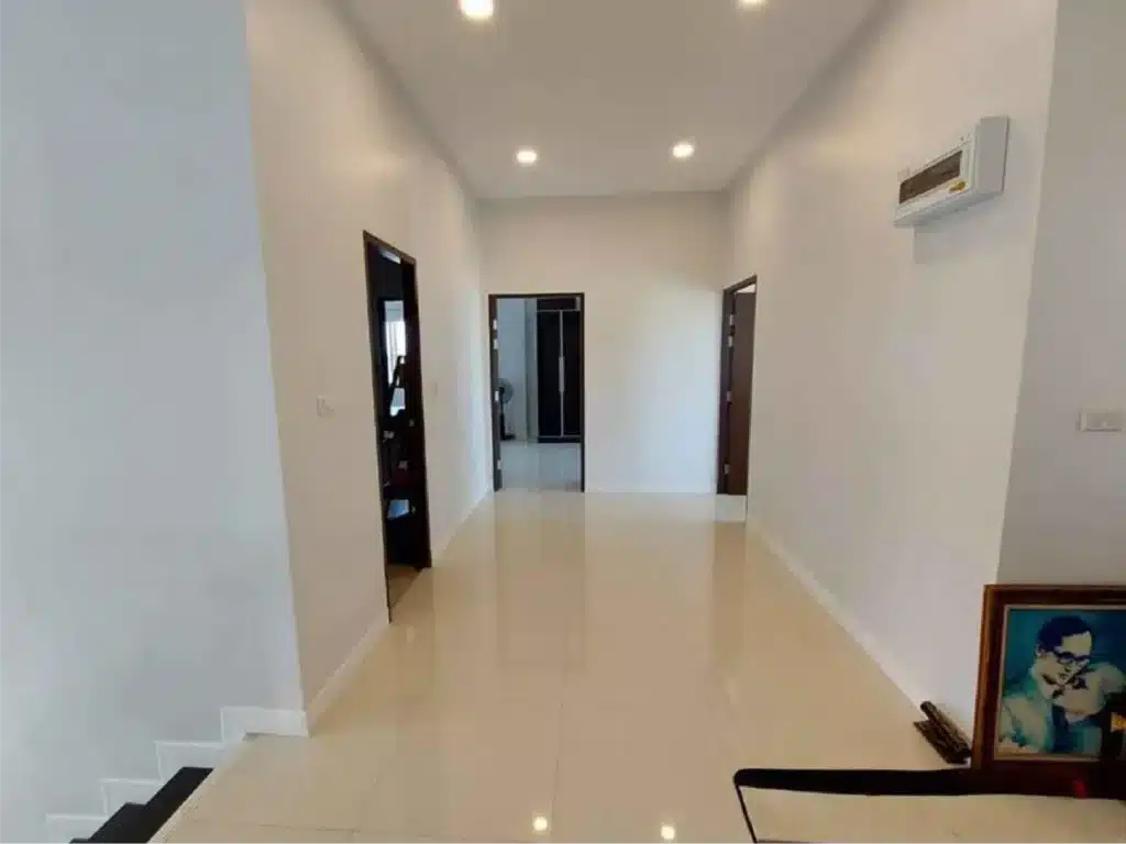For Sale!! 2 storey house, located only 5 mins away from Black รูปที่ 23