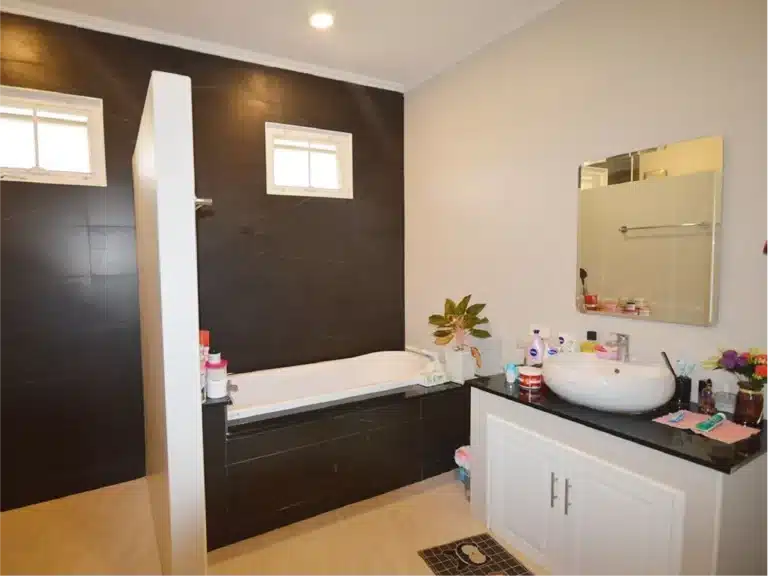 For Sale!! 2 storey house, located only 5 mins away from Black รูปที่ 24