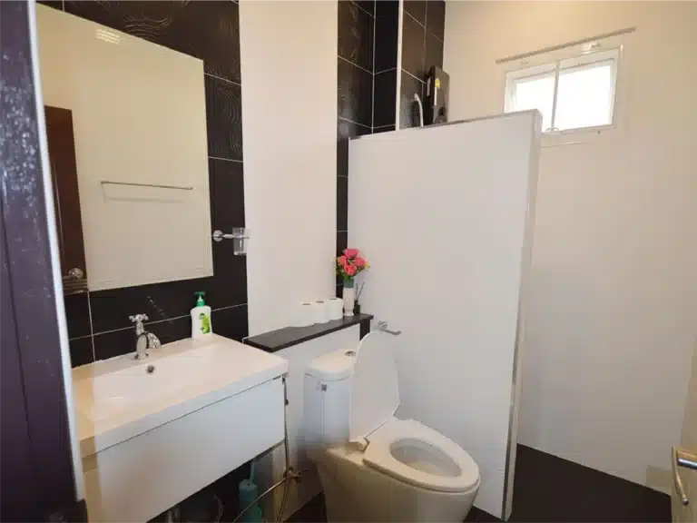 For Sale!! 2 storey house, located only 5 mins away from Black รูปที่ 26