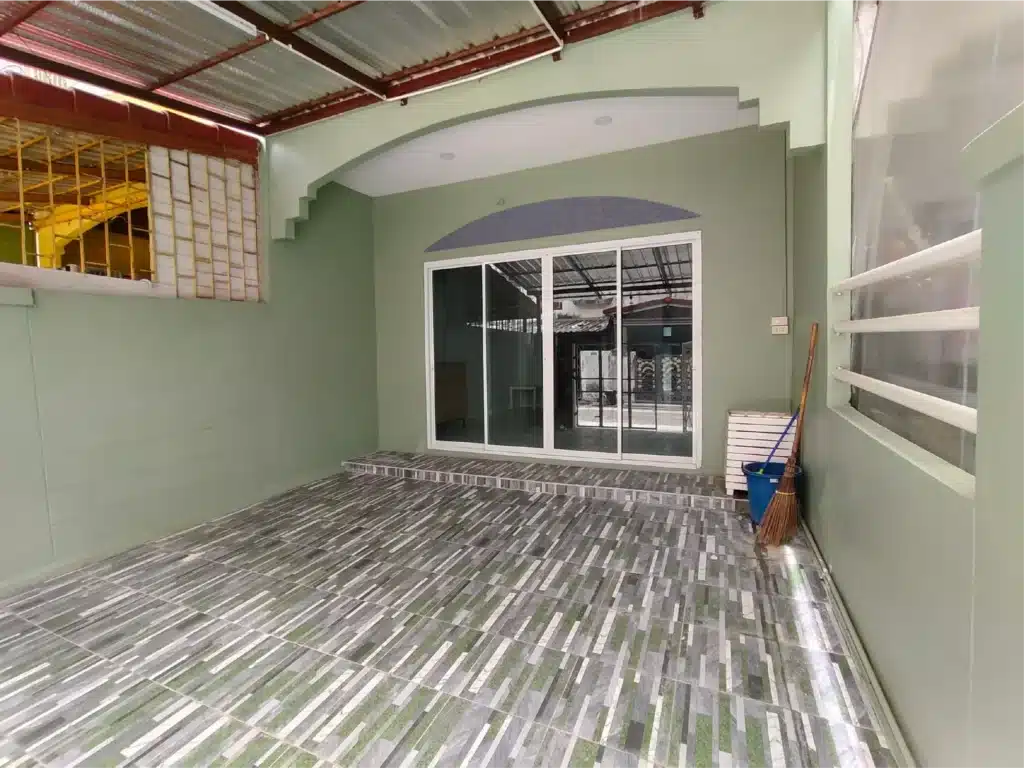 ขายทาวน์โฮม 3 ชั้น ซอยประชาอุทิศ 71 รูปที่ 3