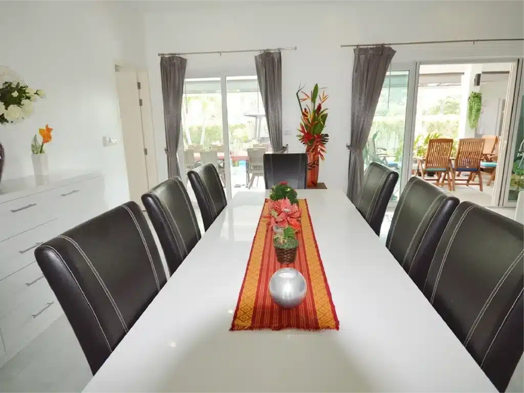 Modern Villa with 5 bedrooms close by Palm Hill Golf course- Huahin soi 6 รูปที่ 8