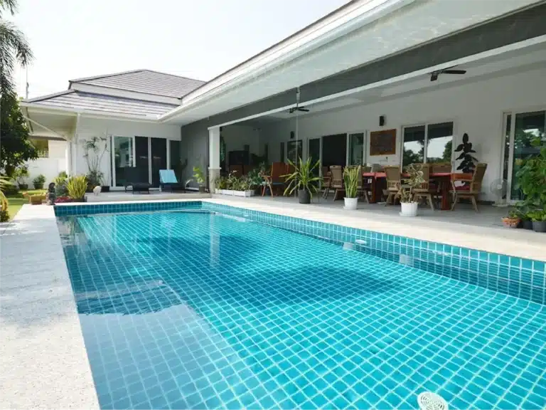 Modern Villa with 5 bedrooms close by Palm Hill Golf course- Huahin soi 6 รูปที่ 12
