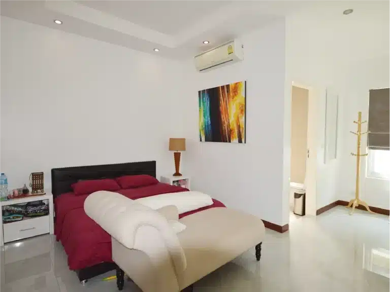Modern Villa with 5 bedrooms close by Palm Hill Golf course- Huahin soi 6 รูปที่ 19